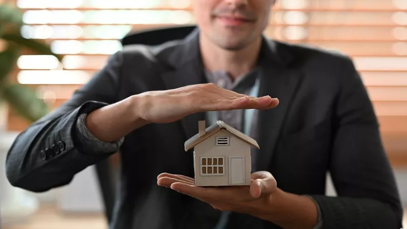 Read more about the article Emlakçılık Eğitimi Neden Önemli?